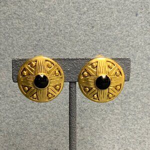 Shield Medallion Clip On Earrings 1.25 In Gold Black Center Retro Vintage Glam
